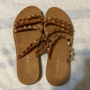 Madden Girl Sandals (Size 6 Womens)